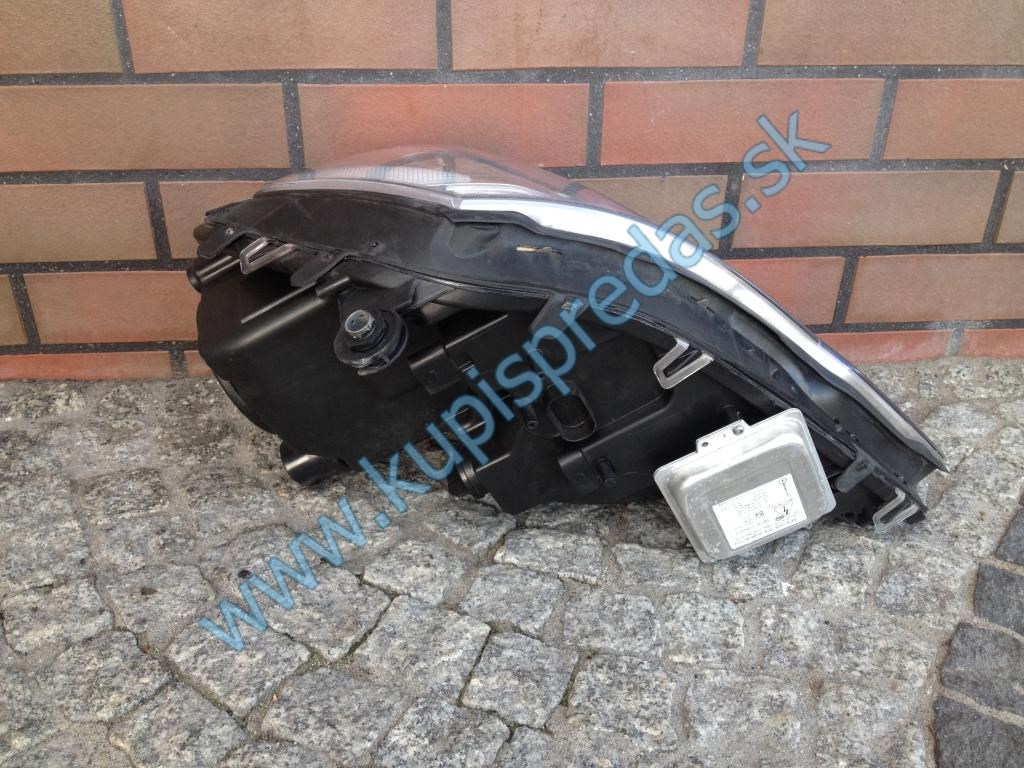 Predné pravé Xenon svetlo MERCEDES ML W164